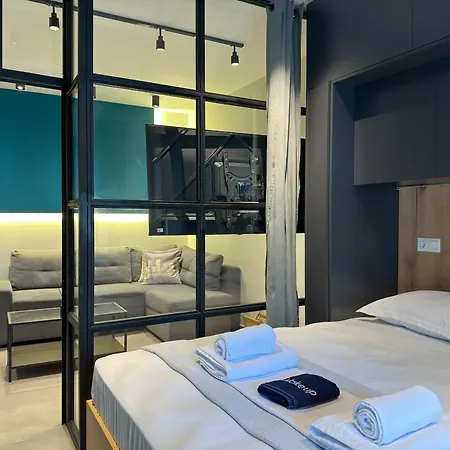 Luxury Downtown D4 *