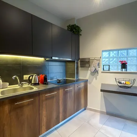 Luxury Downtown D4 سالونيك