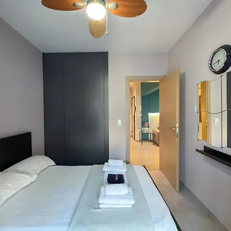 Luxury Downtown D4 سالونيك