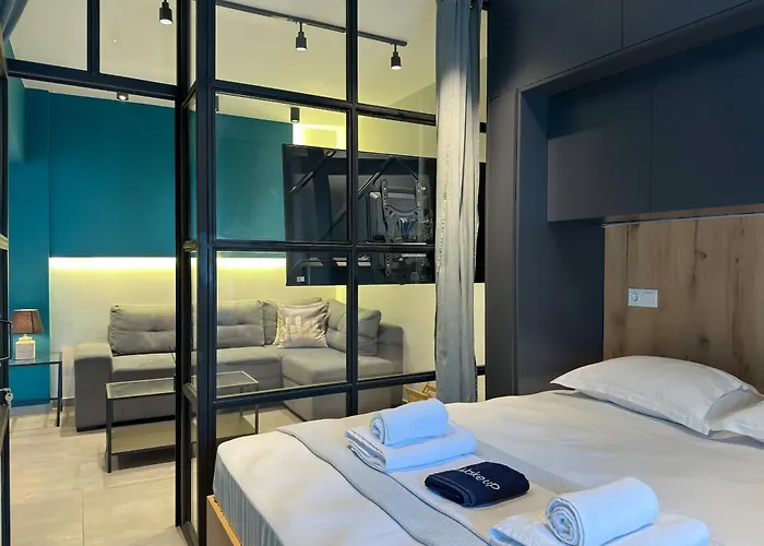 Luxury Downtown D4 *