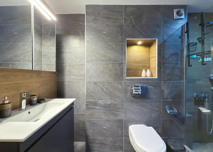 Luxury Downtown D4 *